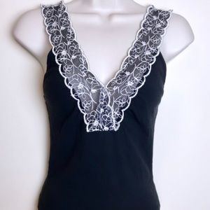 Vintage | White and Black Floral-Lace Neckline Spaghetti Strap Top XS